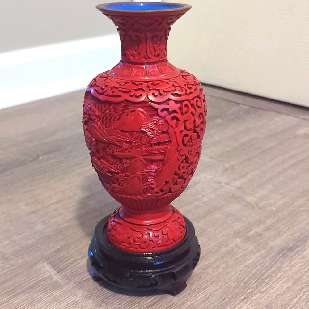 Vintage Chinese Cinnabar Carved Vase with Stand - Picture 2 of 9